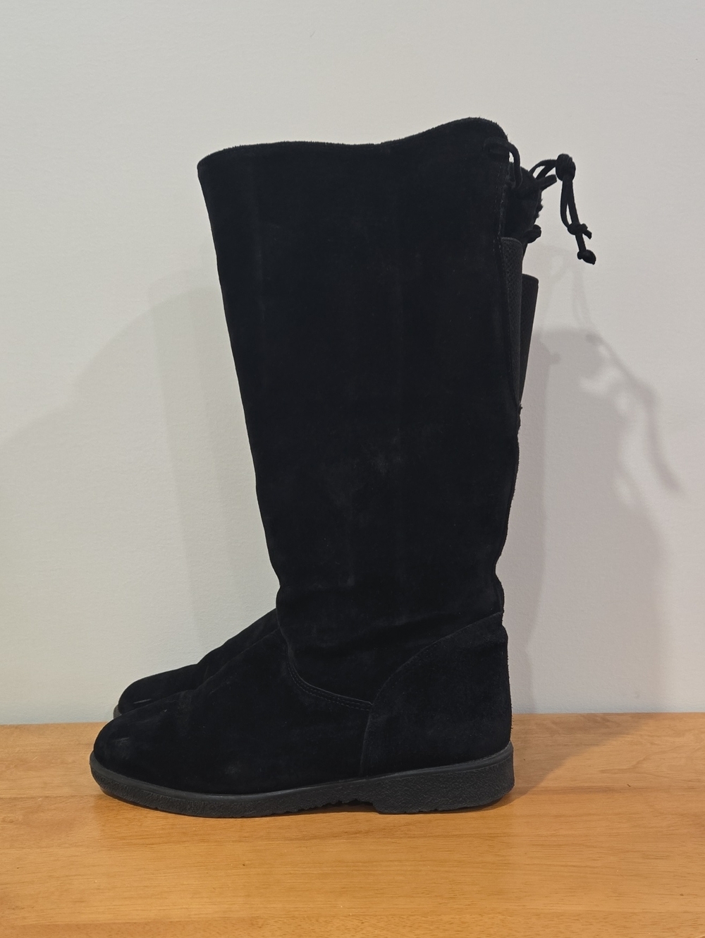 Retro Hush Puppies Black Suede Tall Waterproof Boots